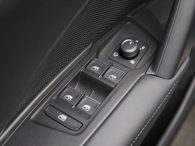 Volkswagen TIGUAN 1.5eTSI/150PK R-Line DSG · Panoramadak · Massagefunctie · Camera+Parkeersensoren · Garantie tot oktober 2026