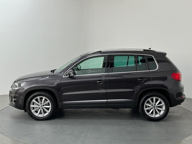 Volkswagen TIGUAN 1.4 TSI LOUNGE NAVI TREKHAAK