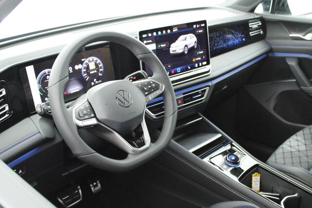 Volkswagen TIGUAN 1.5 272pk eHybrid R-Line Edition Black Style Trekhaak Camera Panoramadak Stoelverwarming Massage Carplay