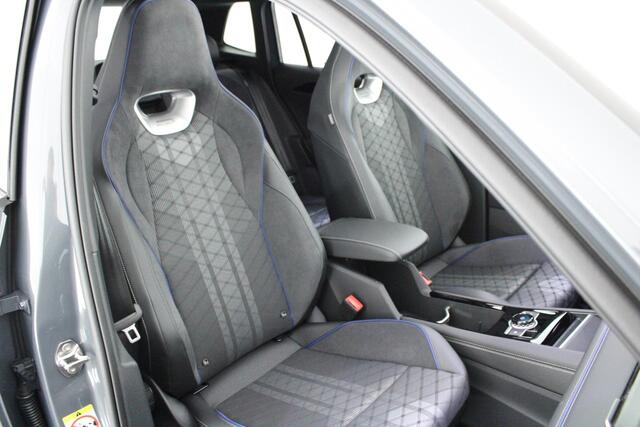 Volkswagen TIGUAN 1.5 272pk eHybrid R-Line Edition Black Style Trekhaak Camera Panoramadak Stoelverwarming Massage Carplay