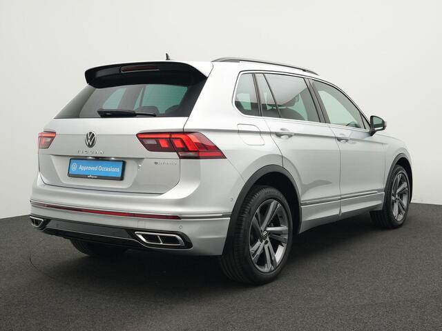 Volkswagen TIGUAN 1.4 TSI eHybrid 245 pk DSG R-Line Business+ | Achteruitrijcamera | Adaptive Cruise | Park Assist | Side Assist | 19 inch