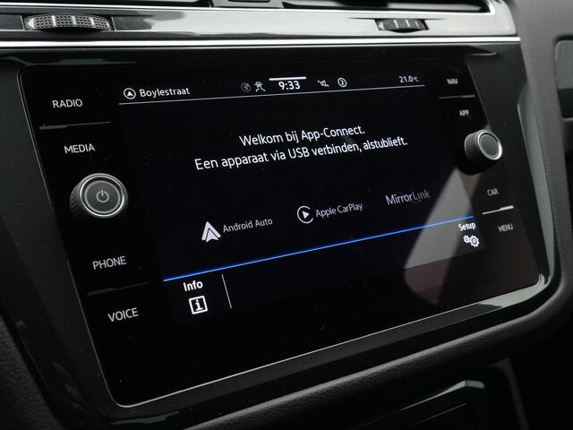 Volkswagen TIGUAN 1.4 TSI eHybrid 245 pk DSG R-Line Business+ | Achteruitrijcamera | Adaptive Cruise | Park Assist | Side Assist | 19 inch