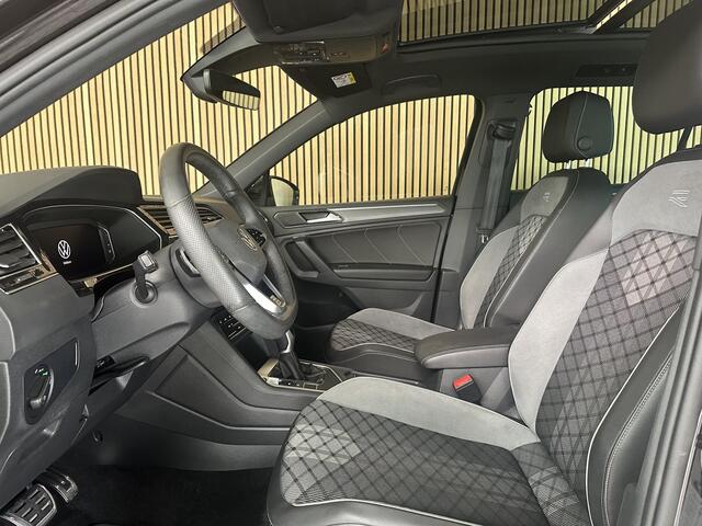 Volkswagen TIGUAN 1.5 TSI 2 x R-line Schuif-kantel dak | 20 Inch | IQ Led