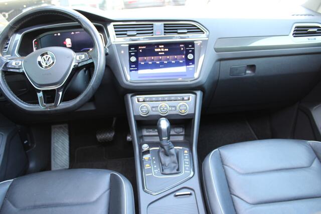 Volkswagen TIGUAN 1.5 TSI ACT Highline | Trekhaak | Panoramadak | Memory | BLIS | Adaptieve cruise