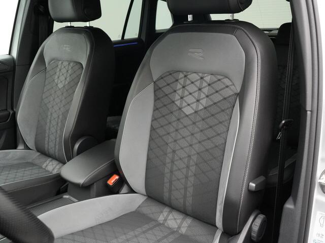 Volkswagen TIGUAN 1.5 TSI 150 pk DSG R-Line Black Style | IQ Light | Adaptieve Cruise Control | 19 inch | Camera | Sfeerverlichting