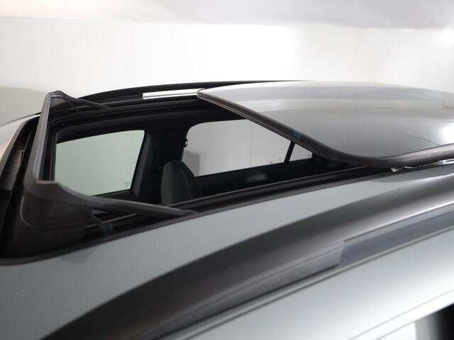 Volkswagen TIGUAN 1.5 eHybrid R-Line Edition 204pk | Pano.dak| 20'LM-velgen| El.achterklep| verwarmde voorruit