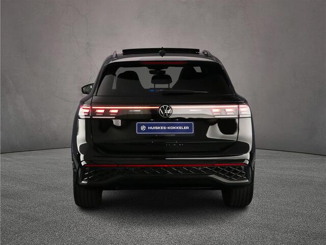 Volkswagen TIGUAN R-Line Business 1.5 TSI eHybrid 272pk DSG Automaat Trekhaak, Panoramadak, Black Style, Adaptive cruise control, Elektrische achterklep, Achteruitrijcamera