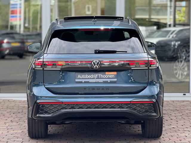 Volkswagen TIGUAN 1.5 eHybrid R-Line Edition Trekhaak | 360° camera | Navi | 20"