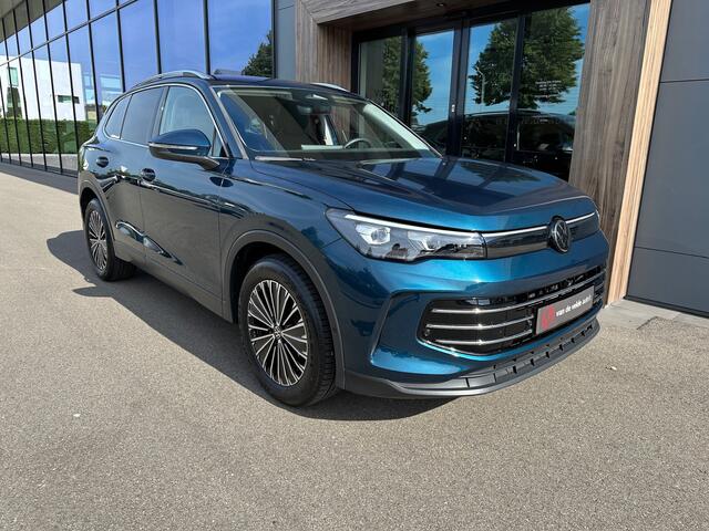 Volkswagen TIGUAN 1.5 eTSI 150pk DSG Elegance | 360 Camera | Trekhaak | Dode hoek | Elek. klep | Rijklaar incl. garantie