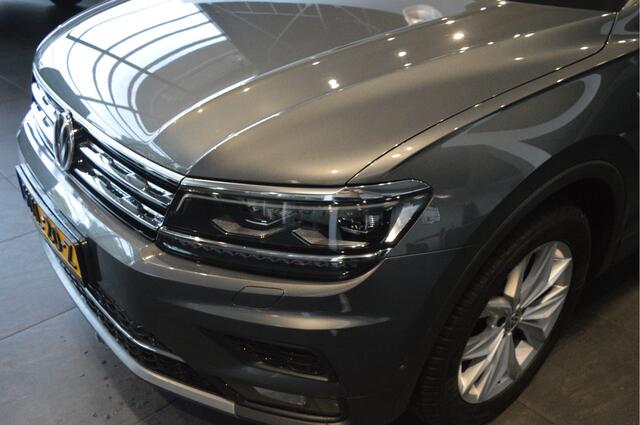 Volkswagen TIGUAN 1.4 TSI ACT Highline navi pano leer camera trekhaak 150 pk !!