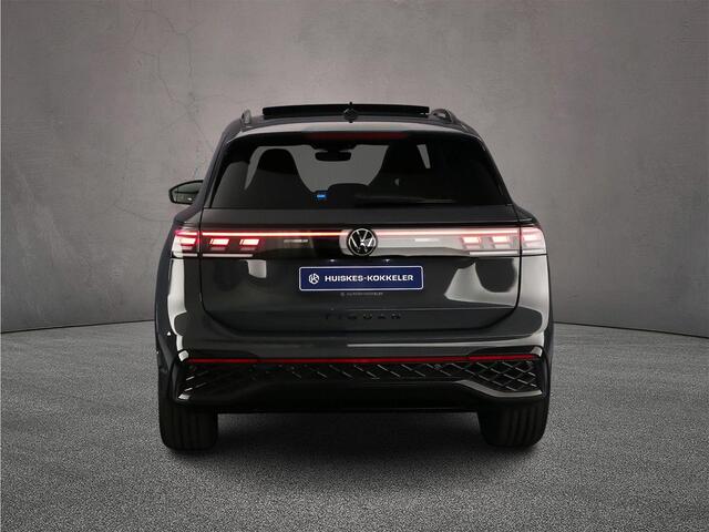 Volkswagen TIGUAN R-Line Edition 1.5 TSI eHybrid 272pk DSG Automaat Trekhaak, Black Style, Panoramadak, Adaptive cruise control, Elektrische achterklep, Achteruitrijcamera