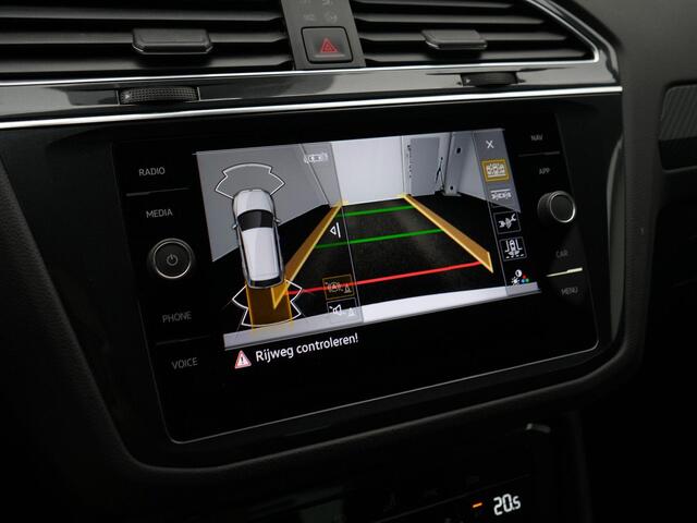Volkswagen TIGUAN 1.4 TSI eHybrid 245 pk DSG R-Line Business | Adaptief onderstel | Achteruitrijcamera | Side Assist