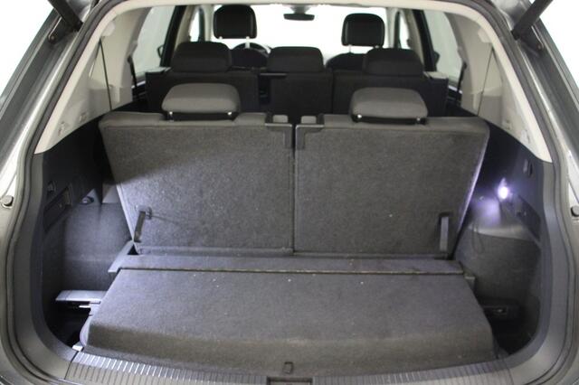 Volkswagen TIGUAN 1.4 TSI Highline 7 Persoons Automaat - Carplay, Camera, Afn.Trekhaak, Stoelverw.