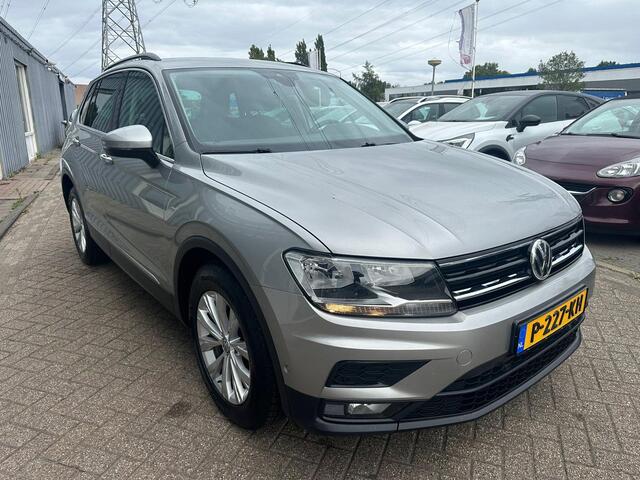 Volkswagen TIGUAN 1.5 TSI ACT Comfortline Business