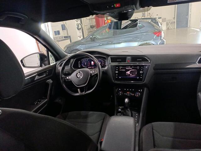 Volkswagen TIGUAN Allspace 1.5 TSI Highline Business R 7p. / R-Line Exterieur / LED / Virtual Cockpit / Elek. Zwenkbare Trekhaak / Elek Achterklep / Camera / 19" LMV