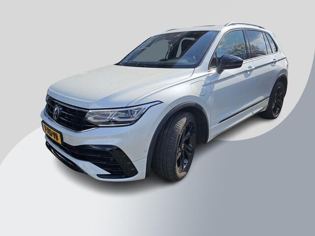 Volkswagen TIGUAN 1.4 TSI eHybrid R-Line Business+ 245pk PHEV | Trekhaak | Panorama dak | Adaptieve Cruise | Achteruitrijcamera | Stoelverwarming | Virtuele cockpit | 1.800kg Trekgewicht !
