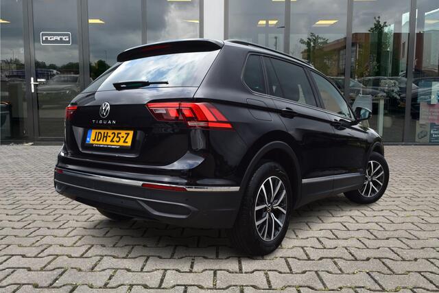 Volkswagen TIGUAN 1.5 TSI Life | ACC | Trekhaak | Camera |