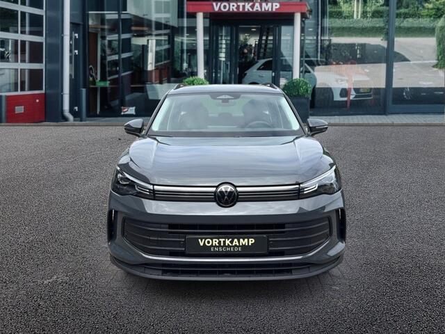 Volkswagen TIGUAN 1.5 eTSI DSG LIFE TREKHAAK/CAMERA/CARPLAY/STOELVERW