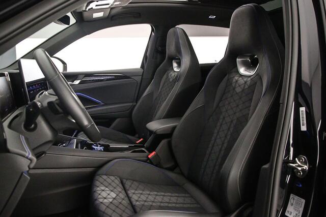 Volkswagen TIGUAN R-Line Edition 1.5 eTSI 150pk DSG Automaat Trekhaak, 360 camera, Panoramadak, Adaptive cruise control, Black Style, Elektrische achterklep, LED matrix koplampen