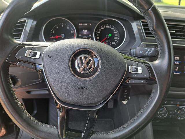 Volkswagen TIGUAN Allspace 1.5 TSI 150 Pk 7 persoons Comfortl. Bs. Dsg-7 PDC NAV 7P