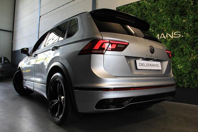Volkswagen TIGUAN 1.5 TSI 3x R-Line Business+ Black Style pakket | Panorama dak | Reflex Zilver | Full option | MEER FOTO'S VOLGEN!