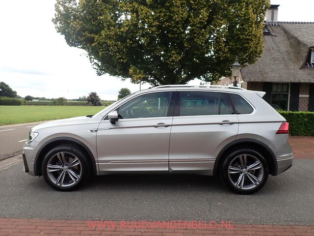 Volkswagen TIGUAN 1.4TSI 4MOTION R-LINE VIRTUAL/PANO/ACC/CAMERA/CARPLAY/TREKHAAK