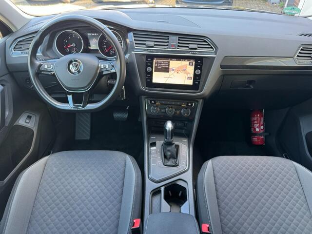 Volkswagen TIGUAN 1.4TSI 150PK DSG Highline Trekhaak Navi ACC Carplay