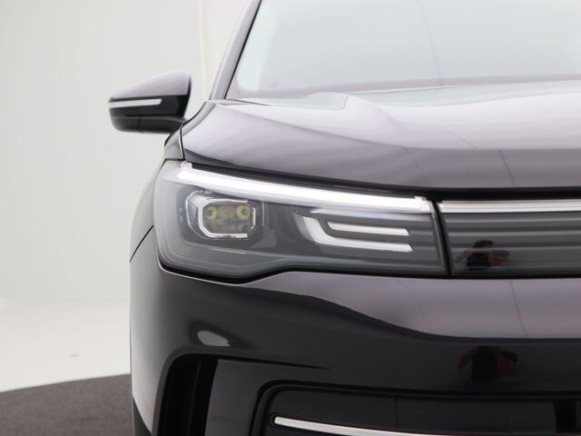 Volkswagen TIGUAN 1.5 eTSi 130 Pk Automaat Life Edition | Full LED | Adaptive Cruise | Trekhaak | Camera | Stoel Verwarming | Carplay | 18 Inch | 15.859 Km!