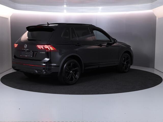 Volkswagen TIGUAN 1.4 TSI eHybrid R-Line Business+ 245 pk Automaat (DSG) | Navigatie | Panoramadak | Parkeersensoren (Park assist) | Stoelverwarming v/a | Black Style pakket | R-Line |