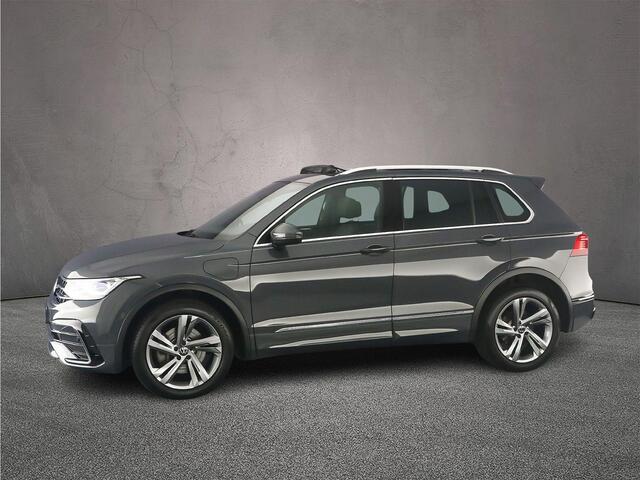 Volkswagen TIGUAN R-Line Business 1.4 TSI eHybrid 245pk DSG Automaat Panoramadak, LED matrix koplampen, Achteruitrijcamera, Adaptive cruise control, Elektrische achterklep