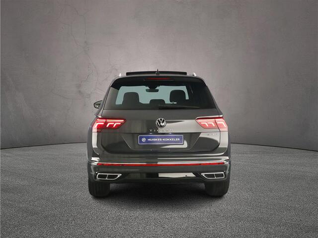 Volkswagen TIGUAN R-Line Business 1.4 TSI eHybrid 245pk DSG Automaat Panoramadak, LED matrix koplampen, Achteruitrijcamera, Adaptive cruise control, Elektrische achterklep