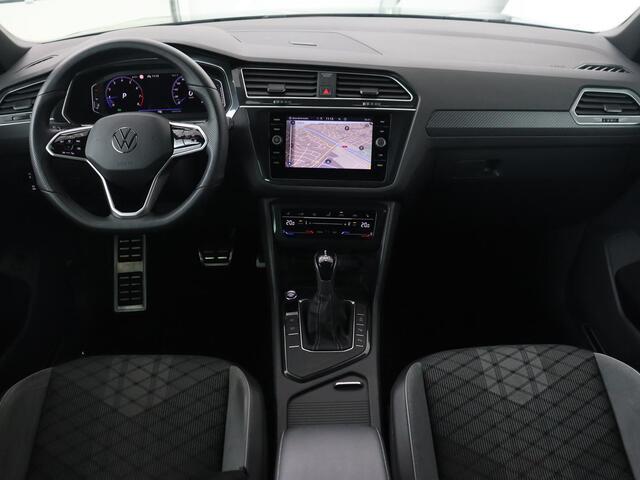 Volkswagen TIGUAN 1.5 TSI R-Line Business+ | Automaat | Trekhaak | Carplay | Stoelverwarming | Stuurverwarming | Adaptive Cruise | LED | Sfeerverlichting | Climate controle | LMV 20 inch