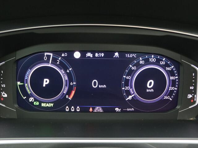 Volkswagen TIGUAN 1.4 TSI eHybrid Elegance 245PK DSG Pano-Schuifdak, Volleder, Memorystoel, 360gr. Camera, Side Assist, Keyless, DCC, Adaptieve Cruise Controle, Trekhaak, 19" LM Velgen