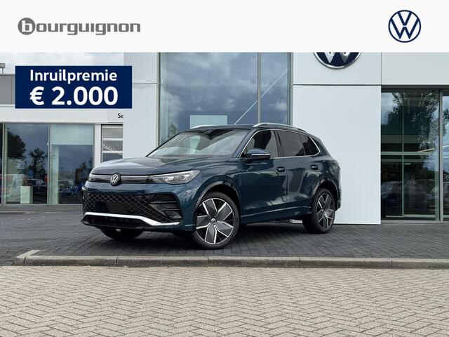 Volkswagen TIGUAN 1.5 eHybrid R-Line Edition 204 PK | Trekhaak | Adaptief Onderstel | Panoramadak | Stoel & Stuur Verwarming | Carplay | Camera |