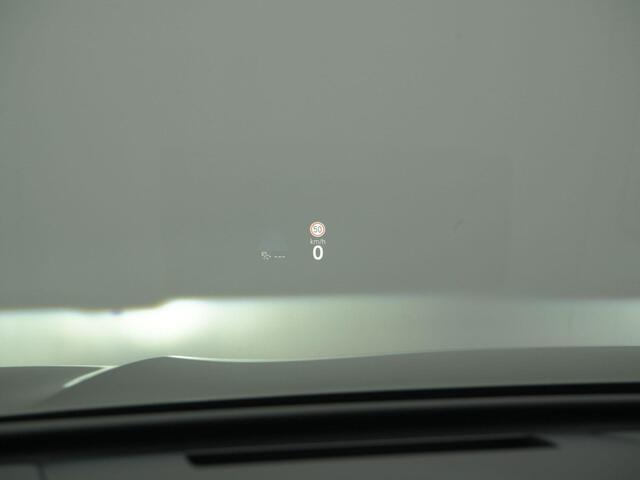 Volkswagen TIGUAN 1.5 eHybrid 204 pk DSG R-Line Edition | Panoramadak | Trekhaak | Harman Kardon sound | Park Assist | 19 inch