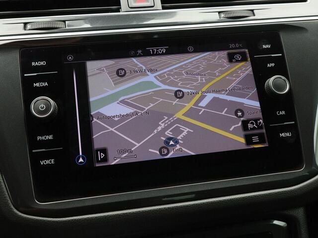 Volkswagen TIGUAN 1.5 TSi 150 Pk Automaat Life | Trekhaak | Adaptive Cruise | Carplay | Climate Control | Parkeersensoren | Navigatiesysteem | LED | 17 Inch | 76.555 Km