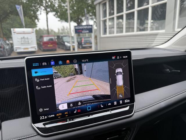 Volkswagen TIGUAN 1.5 eTSI Life Edition | Automaat | Stoelverwarming | Digital Cockpit | Navigatie | Achteruitrijcamera | IQ-Light LED Matrix |