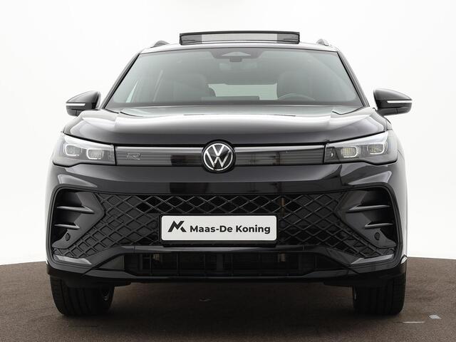 Volkswagen TIGUAN 1.5 272pk DSG eHybrid R-Line Edition · Camera · Elek. Trekhaak · Panoramadak · Elek. Voostoelen · Massage · Stoelventilatie · 20'' Inch · Garantie t/m 02-09-2029 of 100.000km