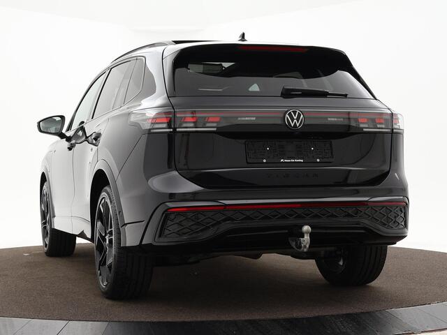 Volkswagen TIGUAN 1.5 272pk DSG eHybrid R-Line Edition · Camera · Elek. Trekhaak · Panoramadak · Elek. Voostoelen · Massage · Stoelventilatie · 20'' Inch · Garantie t/m 02-09-2029 of 100.000km