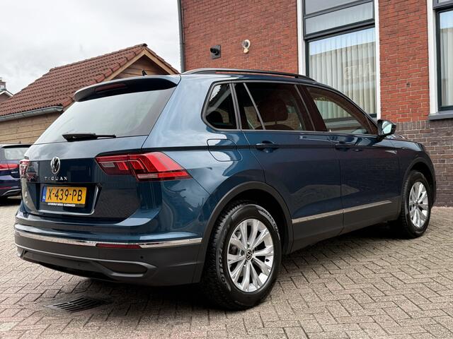 Volkswagen TIGUAN 1.5 TSI Life | AUTOMAAT | NAVI | PDC | VOL LED |