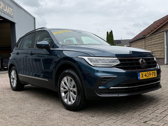 Volkswagen TIGUAN 1.5 TSI Life | AUTOMAAT | NAVI | PDC | VOL LED |