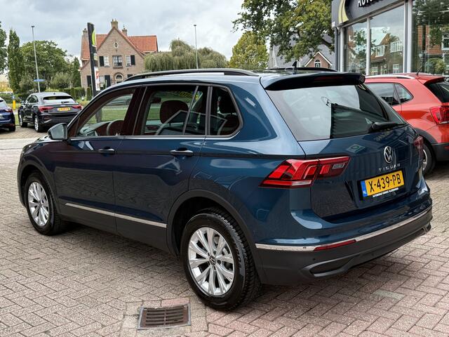Volkswagen TIGUAN 1.5 TSI Life | AUTOMAAT | NAVI | PDC | VOL LED |
