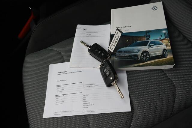 Volkswagen TIGUAN 1.5 TSI ACT Highline Business R NL-Auto!! Panoramadak I Apple Car-Play