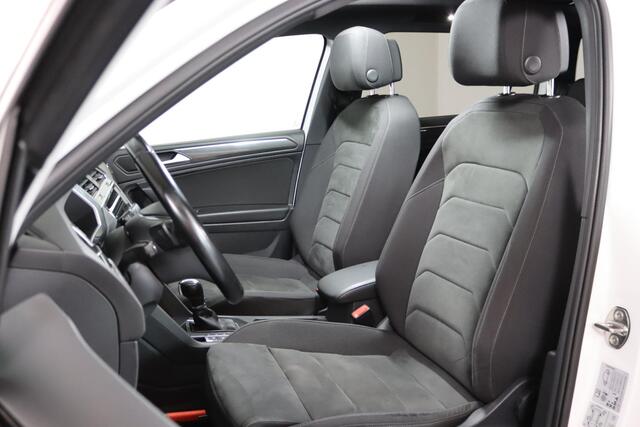 Volkswagen TIGUAN Allspace 1.5 TSI Highline R-line, 7-Persoons, Trekhaak draaibaar, ACC, Panoramadak, Virtual Cockpit, Apple Carplay/Android Auto