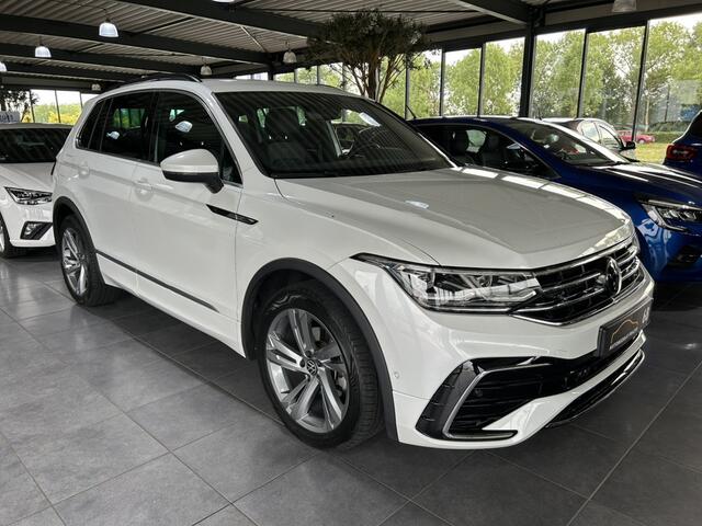 Volkswagen TIGUAN 1.5 TSI R-Line AUTOMAAT / LED / NAVI / ELECT. KLEP / RIJKLAAR
