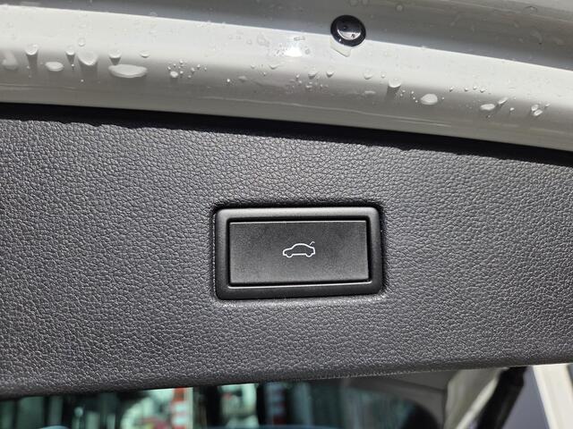 Volkswagen TIGUAN 1.4 TSI eHybrid R-Line Business+ 19"/Panoramadak/Trekhaak/Leder + memory/360 camera/Elektrische klep/Dodehoek/Stuur + stoelverwarming