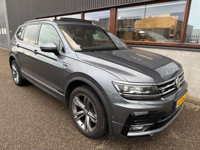 Volkswagen TIGUAN 1.5 TSI Highline Business R - 7 Zits - Panodak - Trekhaak -