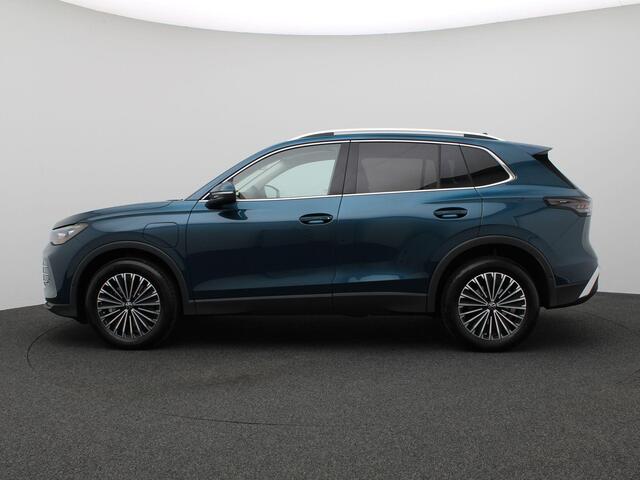 Volkswagen TIGUAN 1.5 eHybrid Elegance 204PK DSG Adaptieve Cruise Controle, Matrix-LED Verlichting, 360gr. Camera, Side Assist, Stoelmassage, Winterpakket+, Trekhaak, 18" LM Velgen