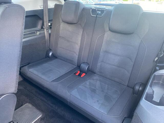 Volkswagen TIGUAN Allspace 1.5 TSI Life Business 7p. | 150 pk | Automaat | Trekhaak | A-Camera |