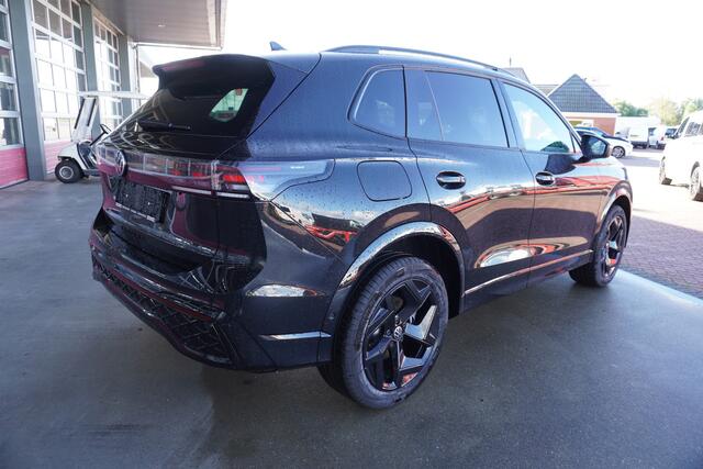 Volkswagen TIGUAN 1.5 eHybrid R-Line Edition 272 PK Hybride nr.V016 | Climate | panorama dak | Trekhaak